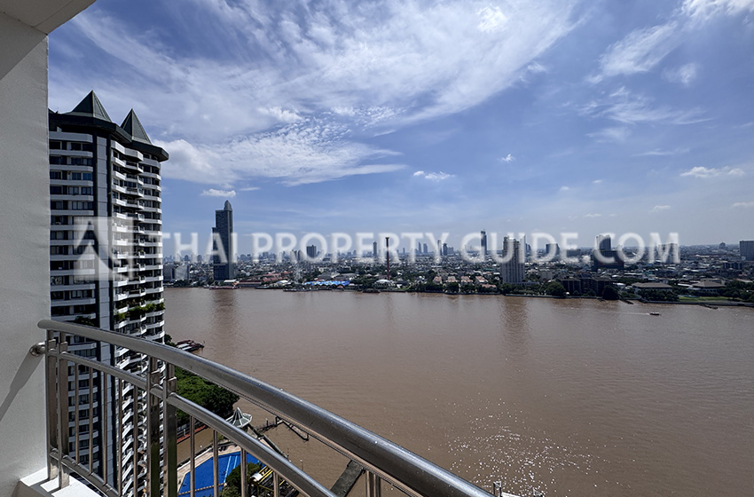 Condominium in Sathorn 